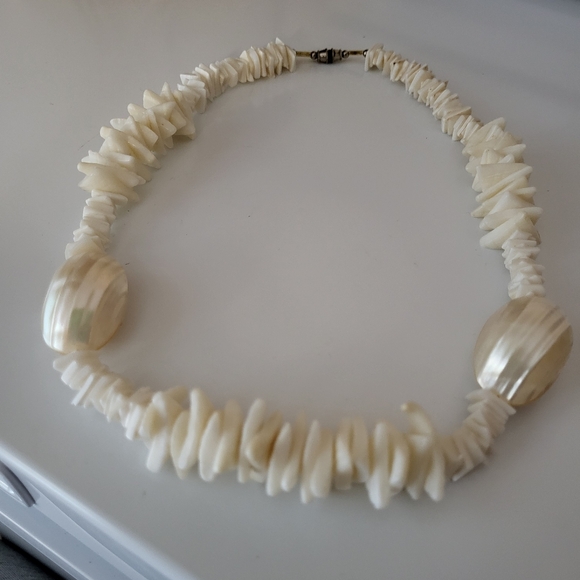 Vintage Mother of Pearl and Puka Shell Necklace - Picture 3 of 16